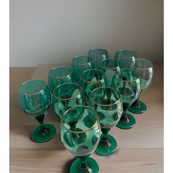 Set of 4 Vintage Libbey Teardrop Juniper Green Wine Goblets Glass Gold Rims - Picture 1 of 12